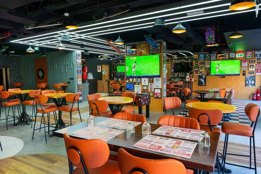 Fanzone Sports Bar in Palm Jumeirah